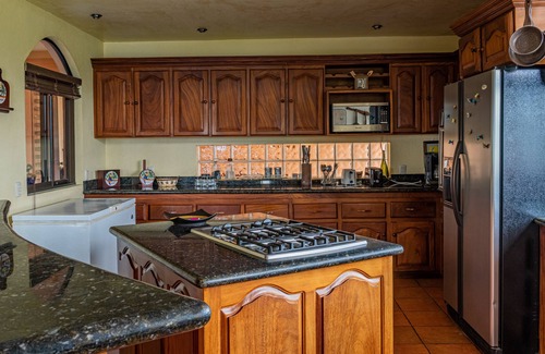 Nuevo Arenal House | Beautiful fully equipped two story house, close to La Fortuna and surroundings.
