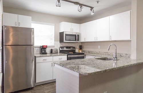 Arapahoe Ridge Apartment | Beautiful fully furnished, all-inclusive, apartmentin Boulder, Colorado!