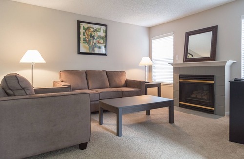 Arapahoe Ridge Apartment | Beautiful fully furnished, all-inclusive, apartmentin Boulder, Colorado!