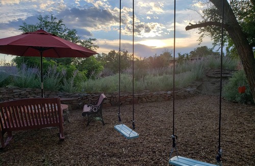 Cerrillos Apartment | Beautiful furnished Room in Adobe Manor, hot tub, prvt bath, some meals. Views.