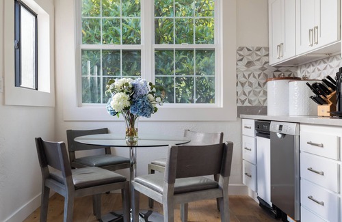 Tiburon House | Beautiful Garden Cottage at JAR Farms with use of pool, hot tub, and orchards