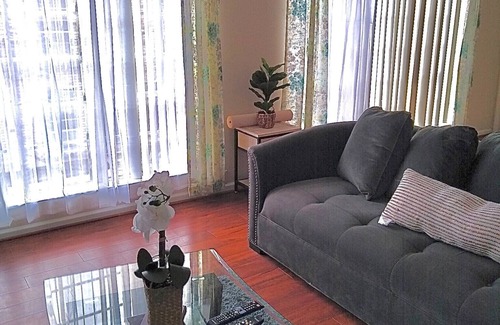 The Galleria Condo | Beautiful, gated, private Condo in the heart of Houston!