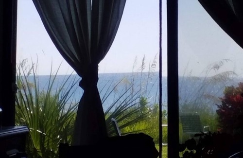 Central Beach Condo | Beautiful gem by the sea! Available April through December! Monthly rental