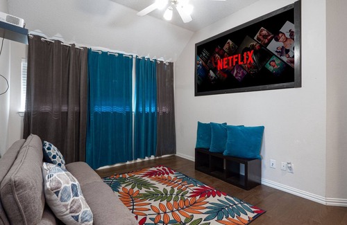 South Arlington House | Beautiful Gem next to AT&T Stadium & Rangers Stadium