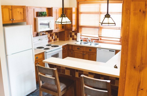 Mont-Tremblant Condo | Beautiful Getaway Mont Tremblant 2 bedrooms 2 bath