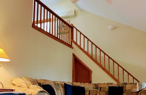 Greentown Ski Chalet | Beautiful getaway at Lake Wallenpaupak - Indian Rocks