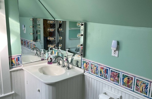 Peaks Island House | Beautiful getaway on Peaks Island!