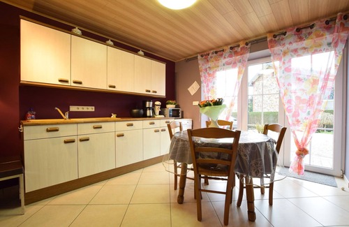 Tillet Apartment | Beautiful gîte in former farmhouse with garden