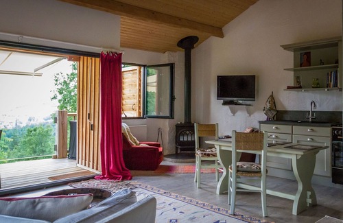 Saint-Cybranet House | Beautiful gite with balcony, stunning views, large private pool & gardens