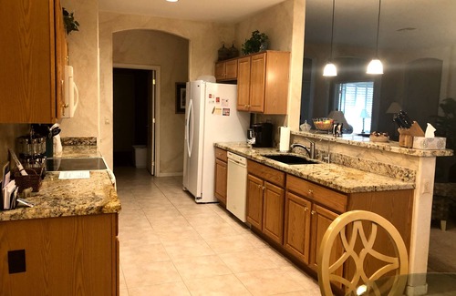 Springfield Lakes House | Beautiful Golf Course View Home in Gated Community