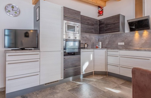 Grundau Apartment | Beautiful group accommodation near the ski lift