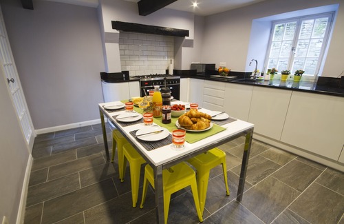 Bath Cottage | Beautiful Grade II Period Cottage in Bath with 3 beds sleeps 6