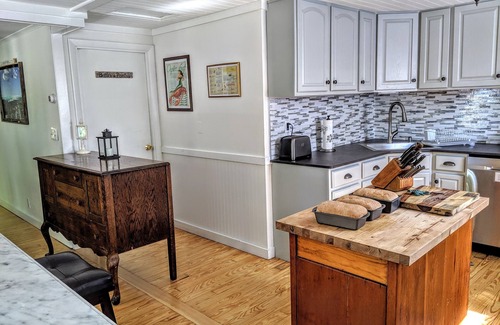 Kenyon House | Beautiful Green Hill Beach House close to RI beaches, Watch Hill & Newport