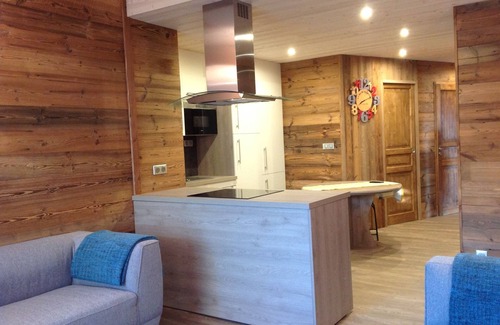 Les Esserts Apartment | Beautiful ground floor ski in/out apartment. 2 mins from lift