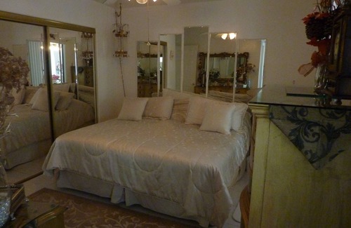 Tanque Verde House | Beautiful Guest Home On 5 Acres With Excellent Moutain Views. Secure, Peaceful.