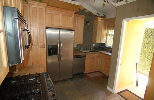 Riverview West House | Beautiful Guest House w/Big Backyard, Patio lounge, Granite BBQ counter/Disney