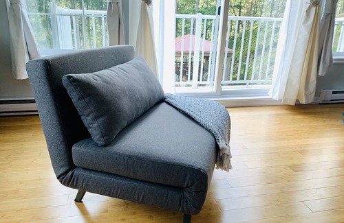 Highlands House | Beautiful guesthouse studio on a tranquil four acres