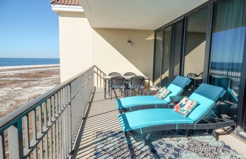 Dauphin Island Condo | Beautiful Gulf Front Condo with well-stocked kitchen and well-appointed balcony.