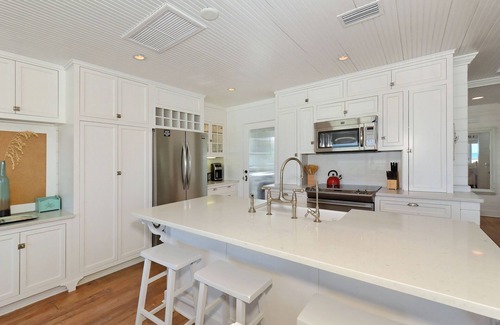 Anna Maria House | Beautiful, Gulf-Front Home on Bean Point-Halcyon House