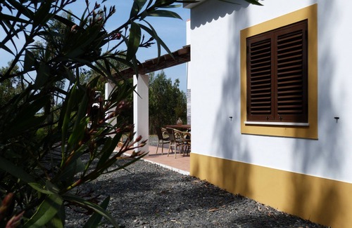 Santiago do Cacem House | Beautiful. house located on a hill
