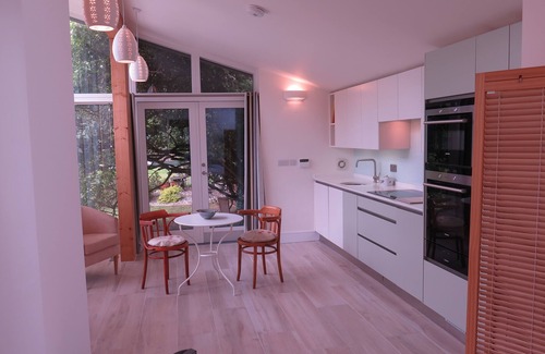 Cambridge Apartment | Beautiful high specification garden studio close to City centre