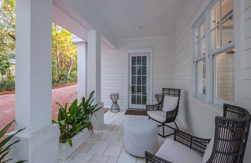 Hammocks of Seagrove House | Beautiful high end CARRIAGE HOUSE in Old Seagrove