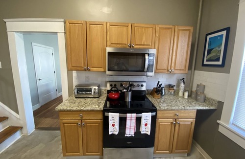 Exeter Apartment | Beautiful Historic 3BR Duplex!
