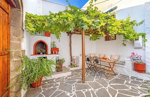 Koskinou House | Beautiful Historic 3-bedroom house in Koskinou