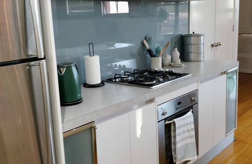 Bendigo Apartment | Beautiful Historic Apartment