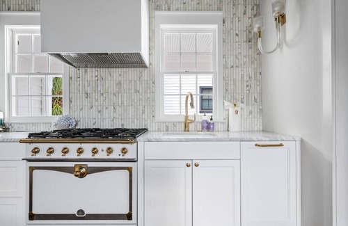 Cannonborough Elliotborough House | Beautiful Historic Charleston Home