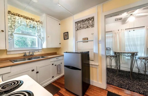 Mount Dora Cottage | Beautiful Historic Cottage, Rendezvous