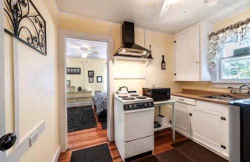 Mount Dora Cottage | Beautiful Historic Cottage, Rendezvous