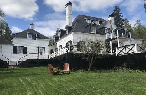 Pointe-au-Pic Villa | Beautiful historical Villa in the heart of La Malbaie