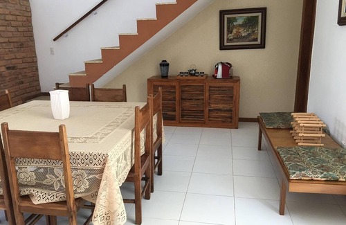 Praia Rasa House | Beautiful house in the best Manguinhos condo