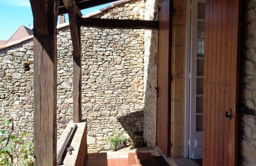 Siorac-en-Perigord House | beautiful house 18th cen time fans of old stones and history