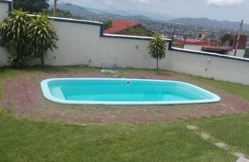 Tres de Mayo House | Beautiful house in residential Burgos