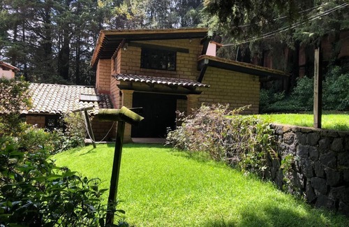 Alvaro Obregon House | beautiful house in middle the big garden. 3 bedrooms 2 bathrooms in the forest