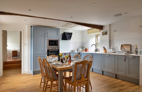 Llandrillo Cottage | Beautiful holiday cottage in Chittlehampton, No deposit