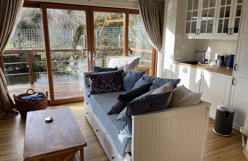Downpatrick Apartment | Beautiful holiday home close to Strangford Lough with fabulous private hot tub.