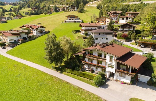 Finkenberg House | Beautiful holiday home close to the ski resort