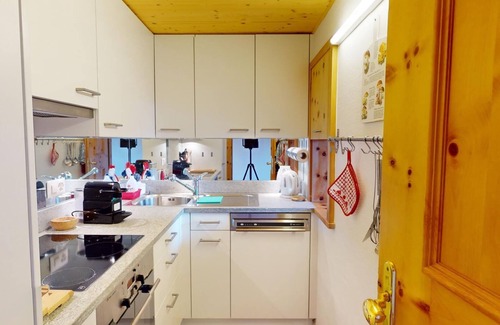 Pontresina Apartment | Beautiful holiday house in a quiet location in sunny Pontresina.