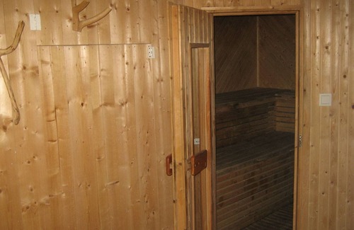 Letafors House | Beautiful Holiday Home in Sysslebäck with Sauna