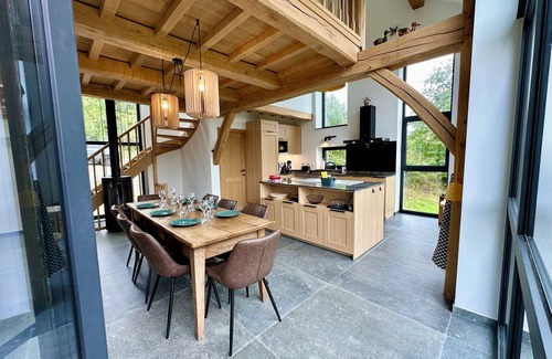 Longueville House | Beautiful holiday home in the countryside