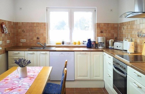 Selchow House | Beautiful Holiday home Zum roten Adler, Storkow