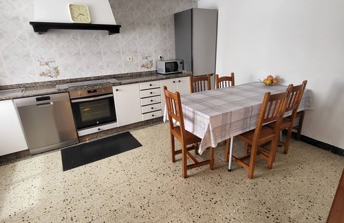 Ortigueira House | Beautiful holiday home in Céltigos with a private garden.