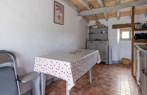 Salles House | Beautiful holiday home in Salles with Garden