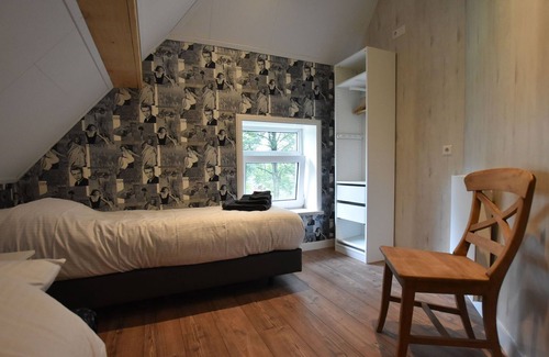 Heino House | Beautiful Holiday Home in Heino with Swimming Pool