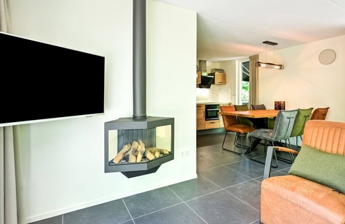 Reutum House | Beautiful holiday home in Reutum with a wonderful view