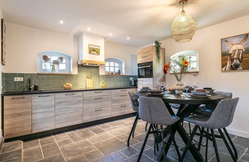 Krachtighuizen House | Beautiful holiday home with wellness