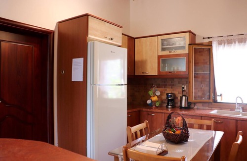 Aloizianika House | Beautiful holiday house with sea view, terrace, BBQ | Lakonia, Peloponnese